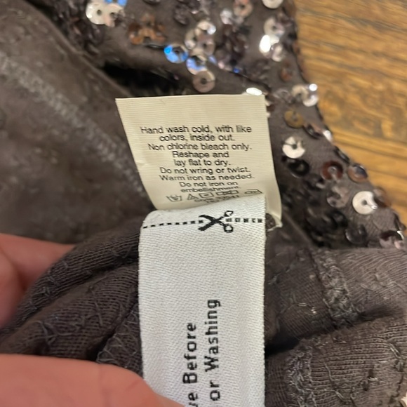 J Crew Sequin Top Tee Silver 3/4 Sleeve Size S - Picture 5 of 5